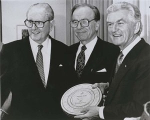 Ken G Hall, Rupert Murdoch and Prime Minister Bob Hawke launching Operation Newsreel (1989)494977